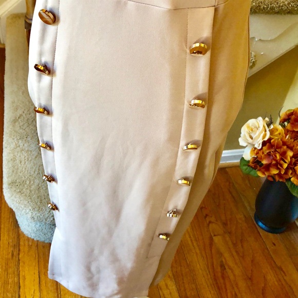 Forever 21 Cold Shoulder Midi Dress - Picture 5 of 8